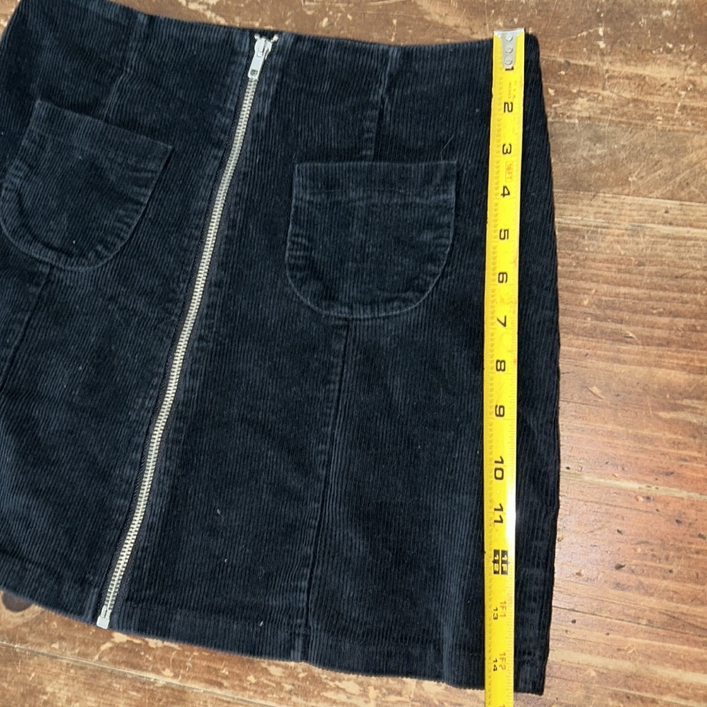 Brandy Melville, corduroy mini skirt black - Picture 4 of 5